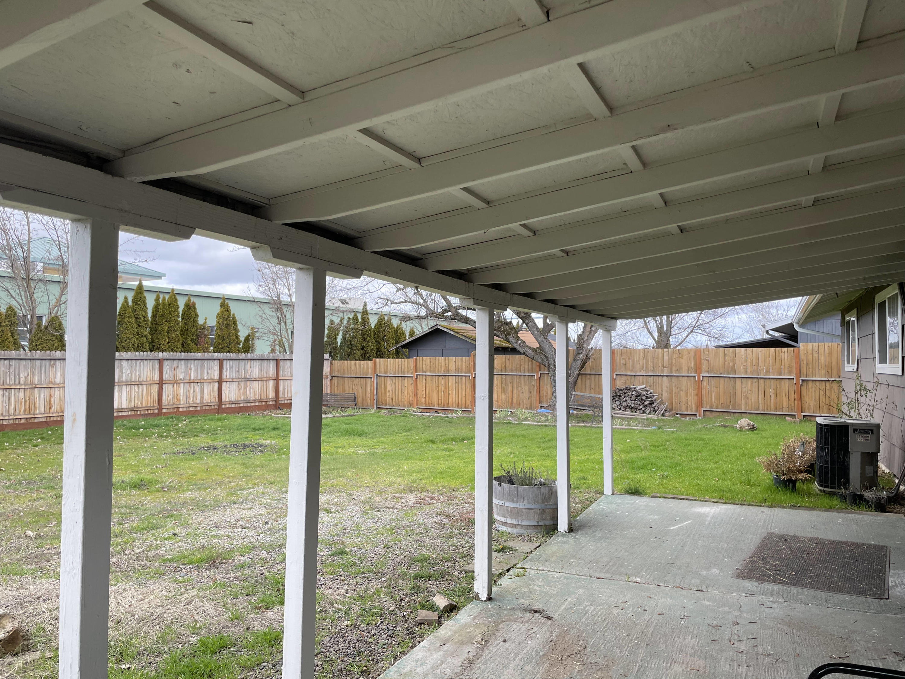 8043 Division Road White City, OR 97503 - Photo 31 of 39 IMG_1612