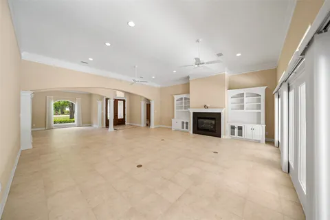 $875,000 | 11365 Lake Oak Drive, Montgomery, TX 77356