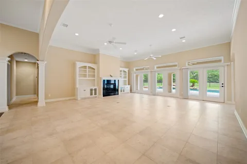 $875,000 | 11365 Lake Oak Drive, Montgomery, TX 77356