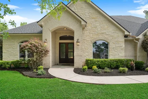$875,000 | 11365 Lake Oak Drive, Montgomery, TX 77356