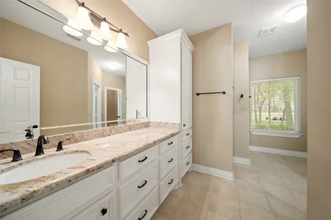 $875,000 | 11365 Lake Oak Drive, Montgomery, TX 77356