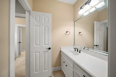 $875,000 | 11365 Lake Oak Drive, Montgomery, TX 77356