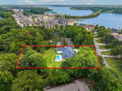 $875,000 | 11365 Lake Oak Drive, Montgomery, TX 77356