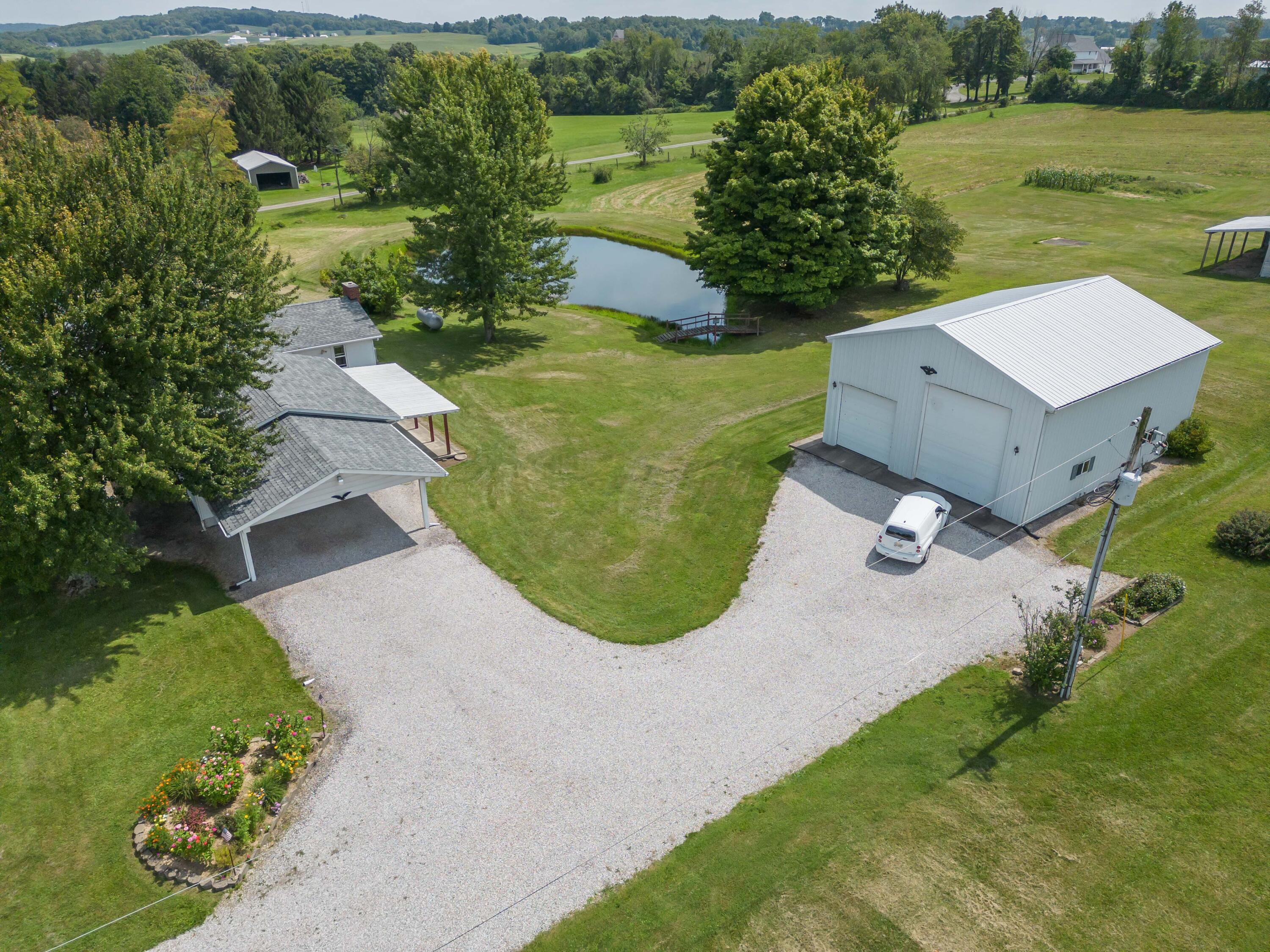 5655 Westfall Road Southwest Lancaster, OH 43130 - Photo 58 of 67 DJI_0192
