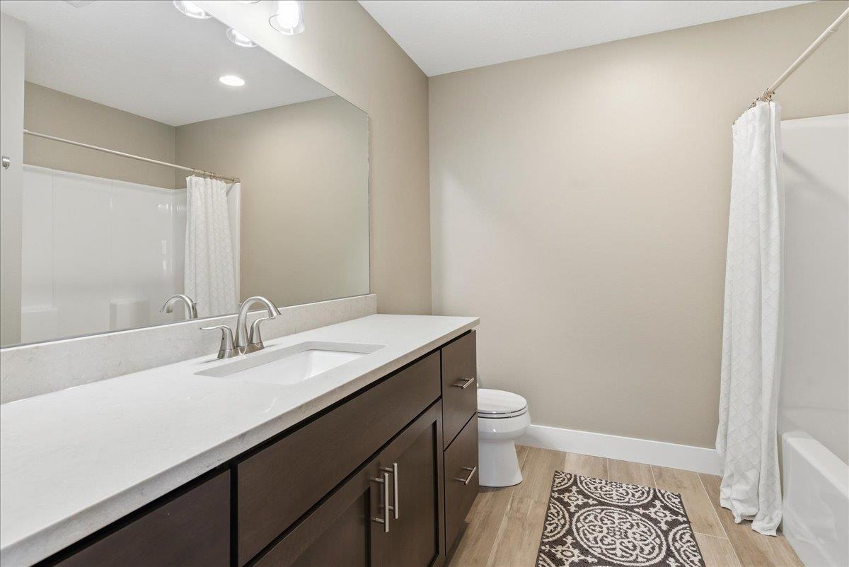 2405 Richard Road Cedar Falls, IA 50613 - Photo 37 of 46 Gallery Image 37
