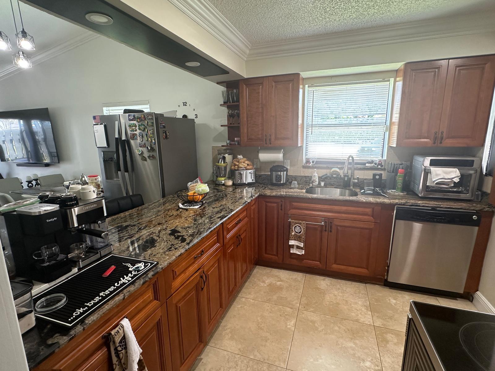 3801 Inlet Circle Greenacres, FL 33463 - Photo 4 of 29 WhatsApp Image 2026-07-15 at 16.14.20 (2