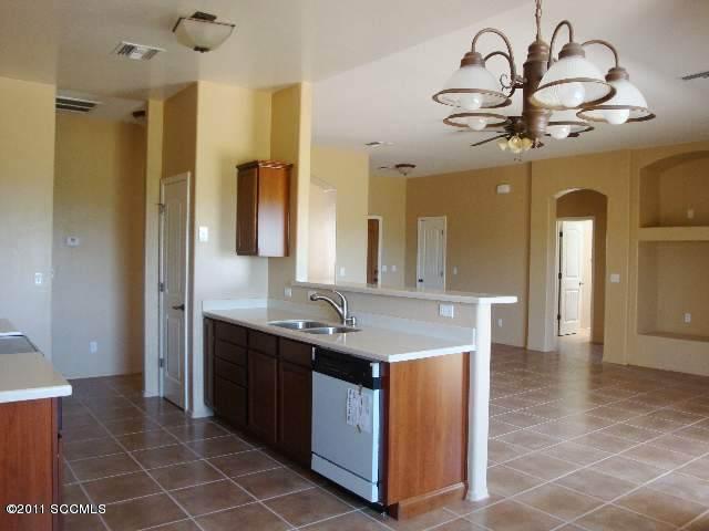 1778 Brasil Corte Corte, Unit CORTE Rio Rico, AZ 85648 - Photo 4 of 8
