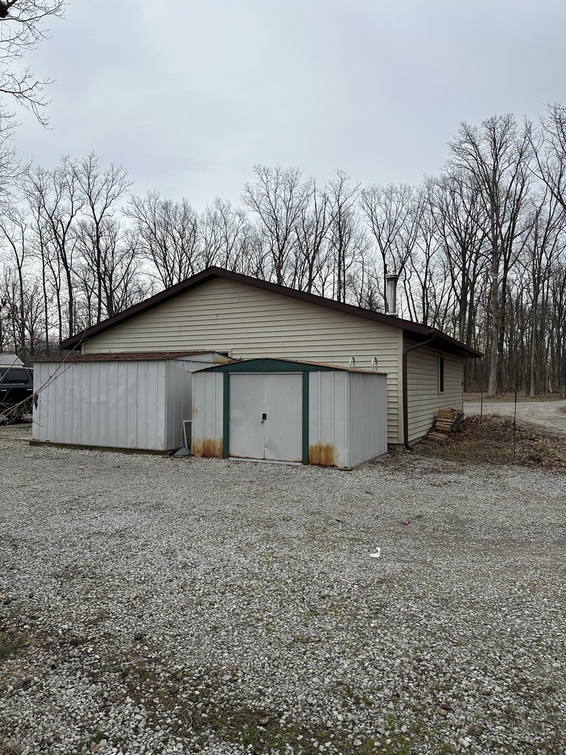 8277 Clark Trail Du Quoin, IL 62832 - Photo 43 of 45