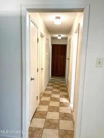 $199,900 | 2033 Hill Drive, Biloxi, MS 39532