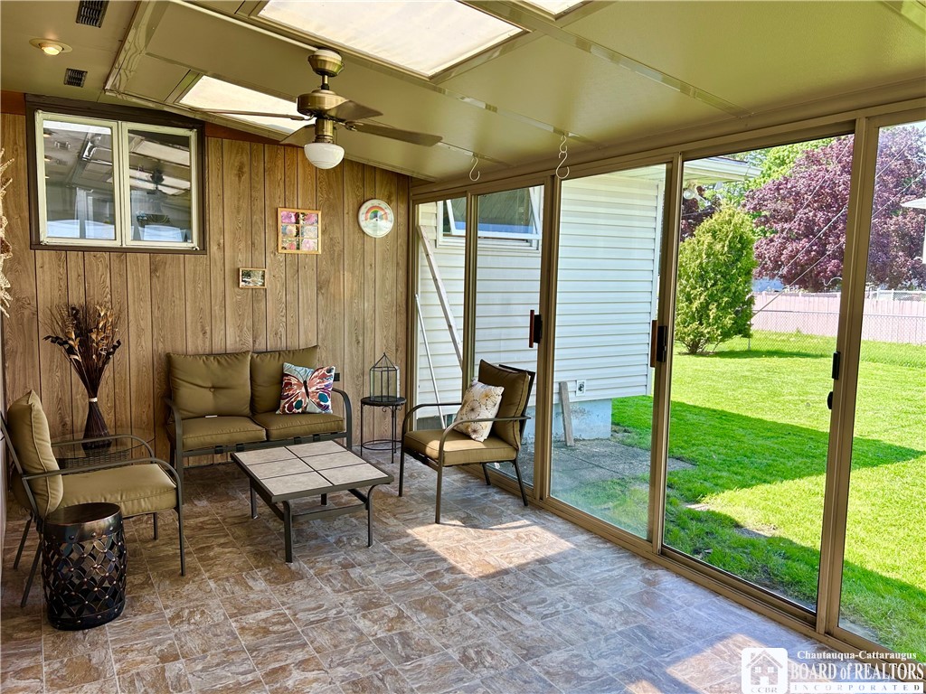 4 Oakwood Drive Cheektowaga, NY 14227 - Photo 29 of 33