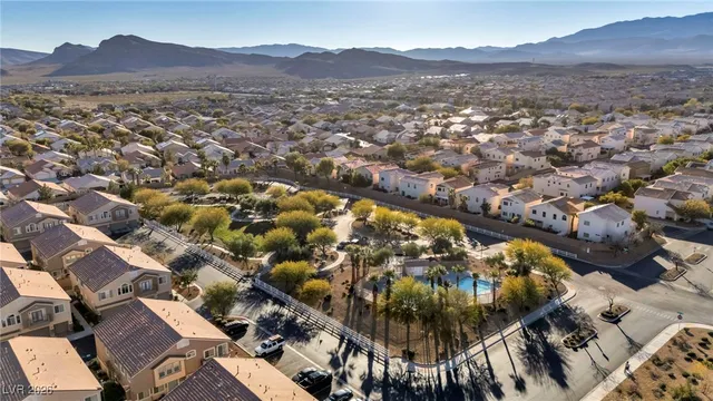 $369,000 | 8825 Traveling Breeze Avenue, Unit 102, Las Vegas, NV 89178