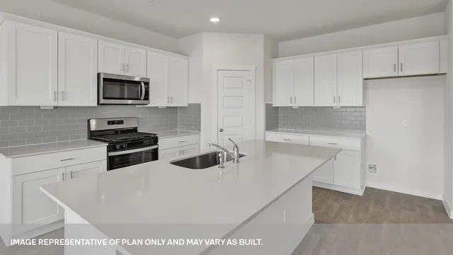 $389,990 | 198 Kolbo Crossing, Lockhart, TX 78644