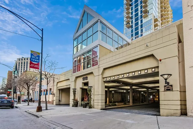 $275,000 | 1212 North LaSalle Drive, Unit 1809, Chicago, IL 60610