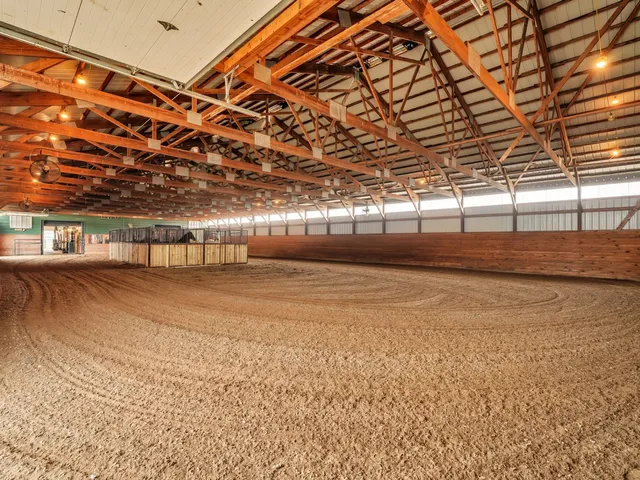 a view of a street with an empty space