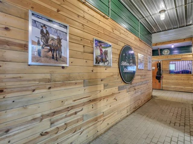 $839,000 | 12216 Pleasant Valley Road, Woodstock, IL 60098