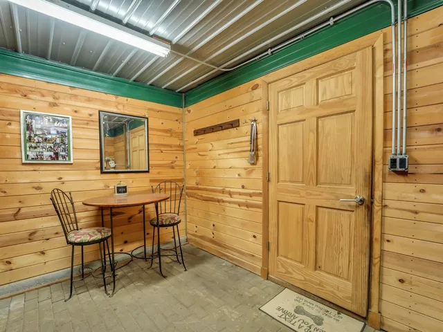 $839,000 | 12216 Pleasant Valley Road, Woodstock, IL 60098