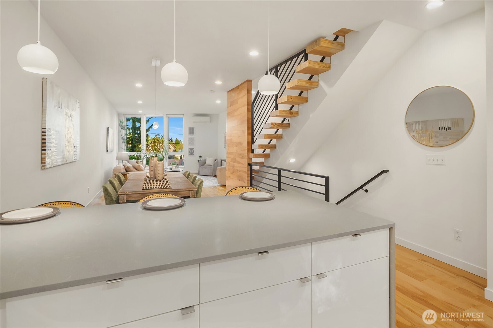 3611 Whitman Avenue North Seattle, WA 98103 - Photo 8 of 40