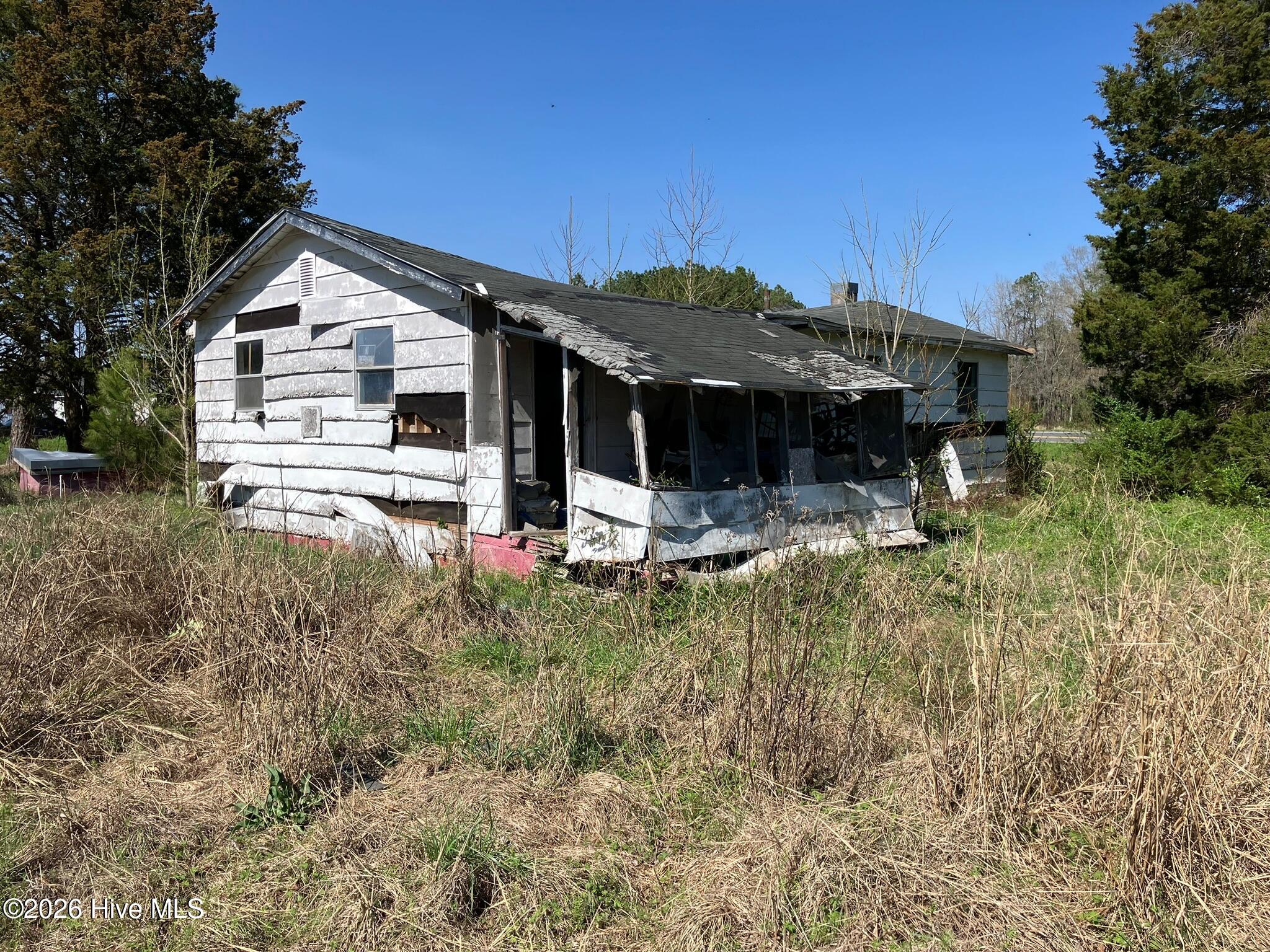 9249 Prison Camp Road Robersonville, NC 27871 - Photo 4 of 13 original-706B4904-D4B7-4D36-BD61-0C0BE0B