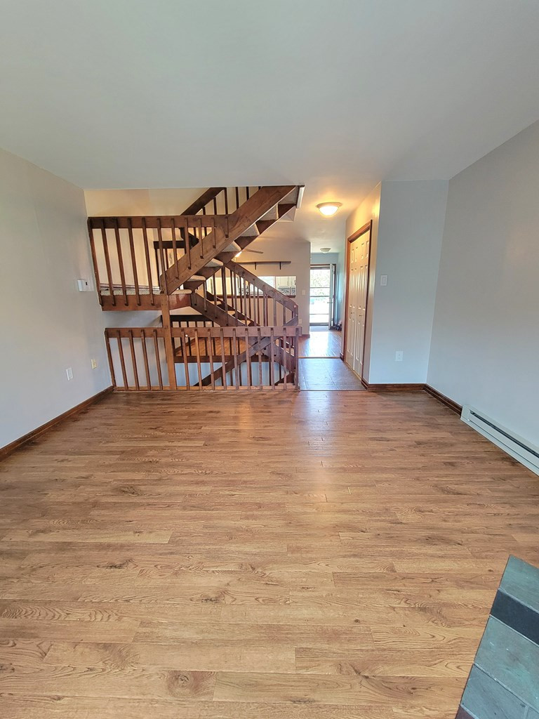 17 Set Point Plattsburgh, NY 12901 - Photo 8 of 22 Gallery Image 8