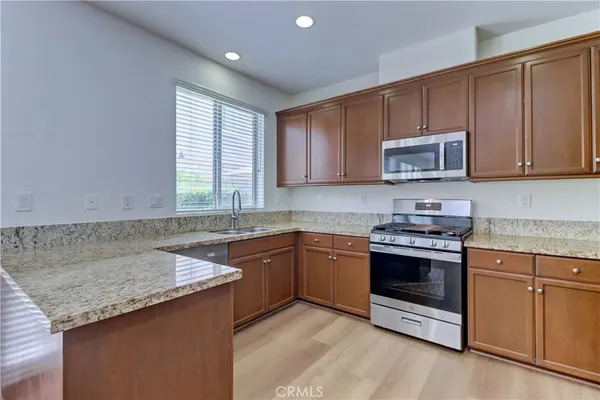 $699,000 | 6860 Ivy Creek Way, Moorpark, CA 93021