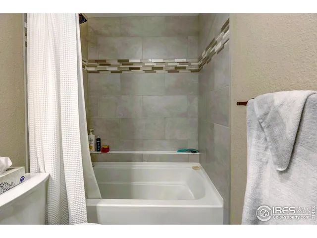 $750,000 | 42274 County Road 45, Ault, CO 80610