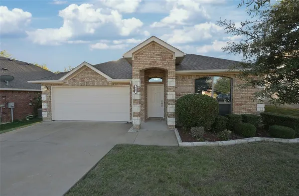$1,949 | 808 Bahar Court, Arlington, TX 76010