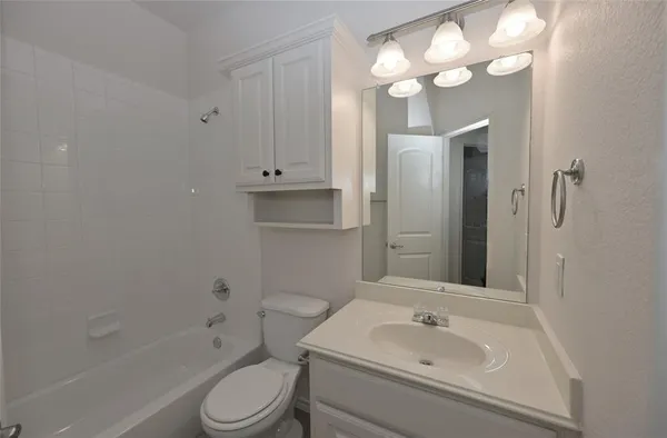 $1,949 | 808 Bahar Court, Arlington, TX 76010