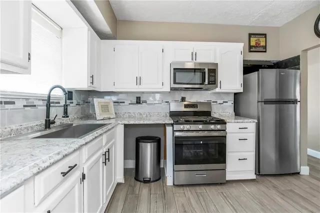 $180,000 | 1511 South Evanston Avenue, Independence, MO 64052