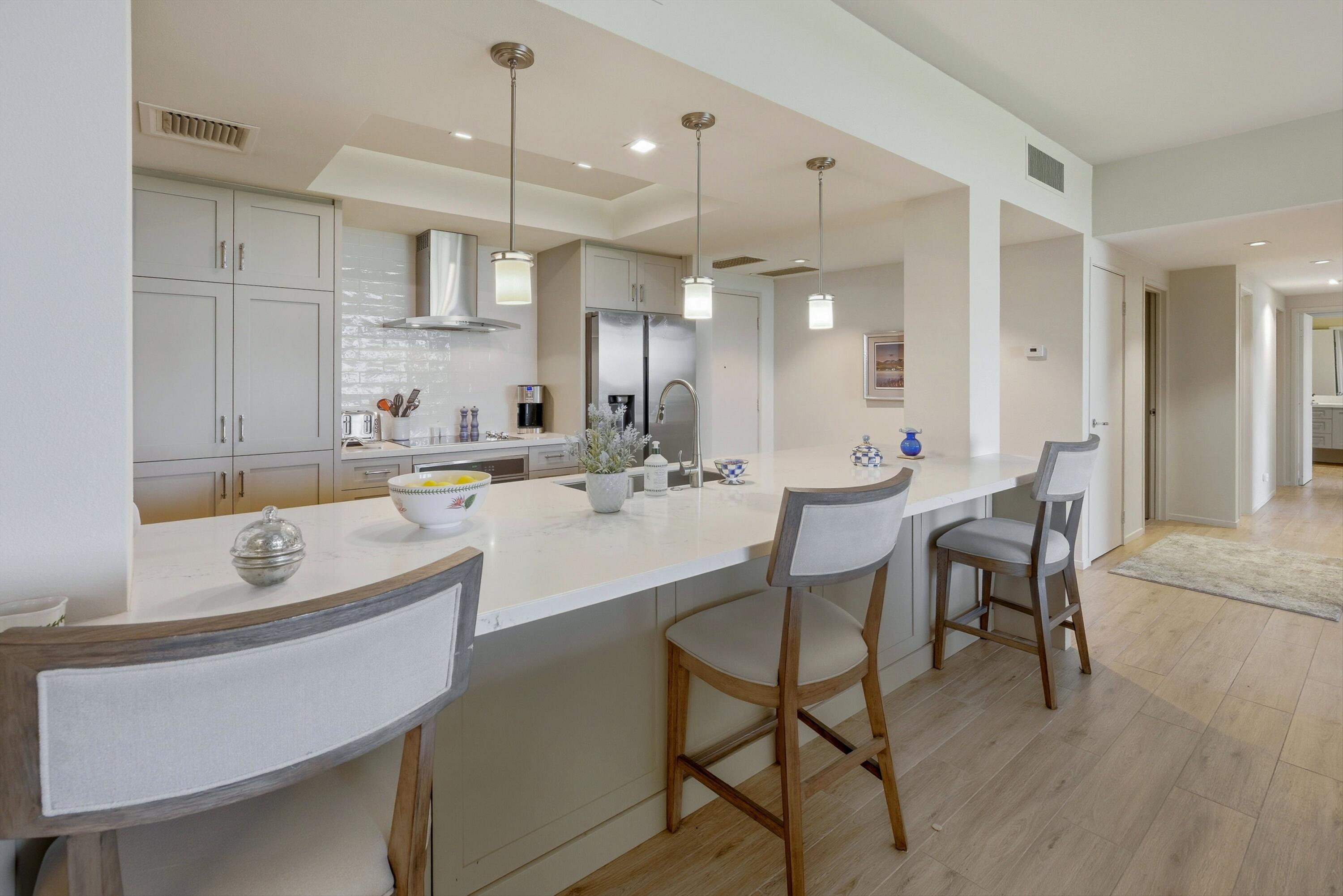 900 Island Drive, Unit 607 Rancho Mirage, CA 92270 - Photo 13 of 33 13-104119147