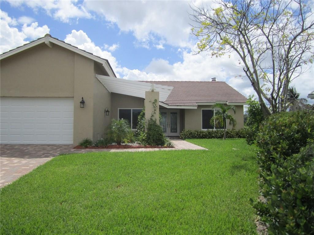 22944 Greenview Terrace Boca Raton, FL 33433 - Photo 2 of 100 Photo 2
