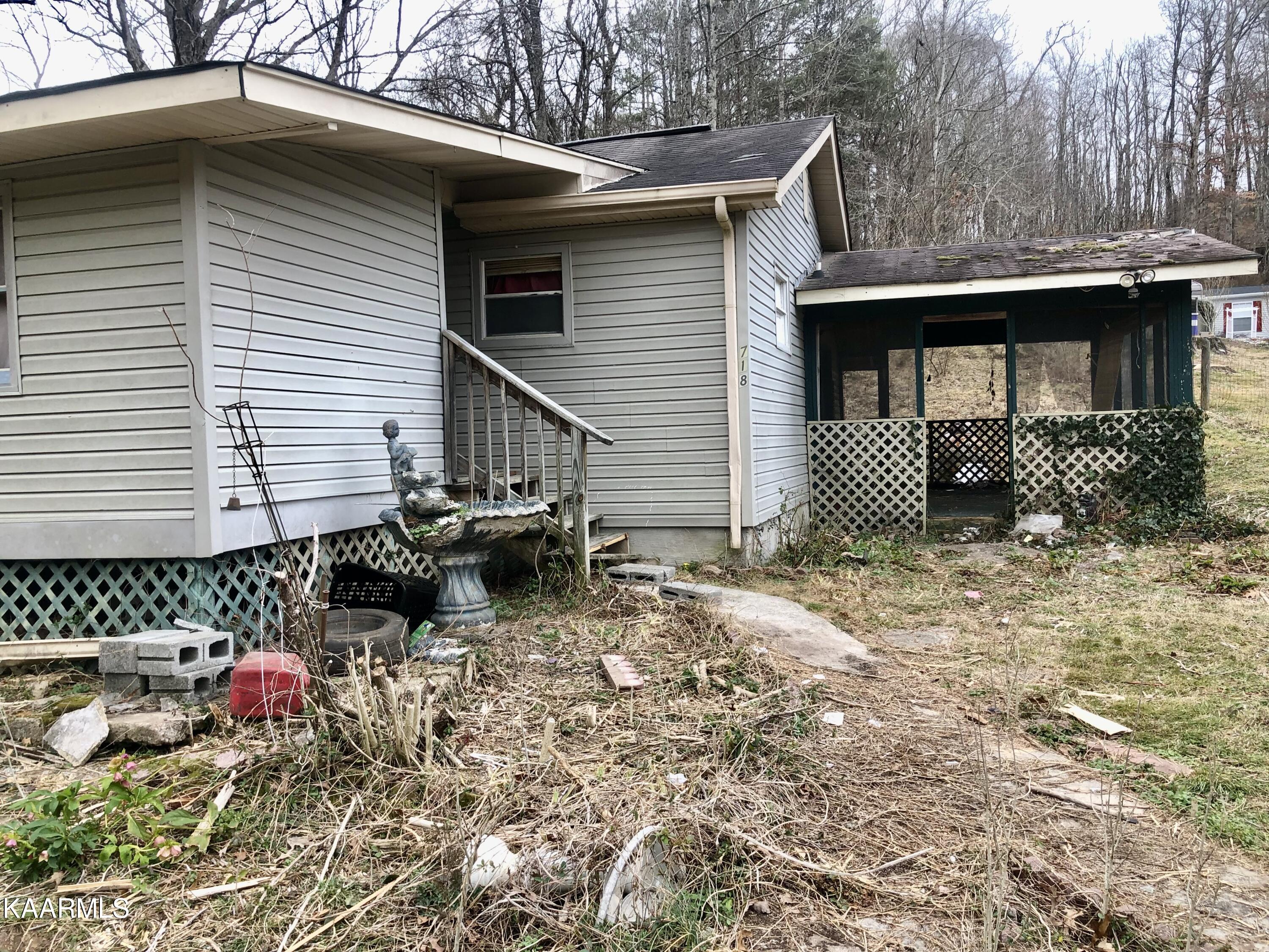 718 Gamble Drive Heiskell, TN 37754 - Photo 3 of 20 IMG_5382