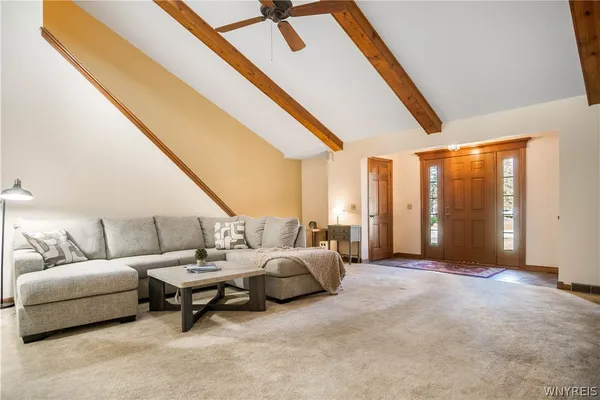 $479,888 | 4660 Oakwood Lane, Clarence, NY 14031