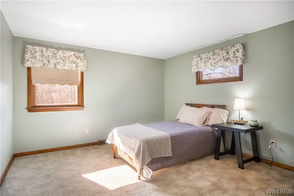 $479,888 | 4660 Oakwood Lane, Clarence, NY 14031
