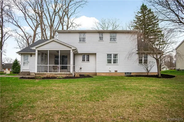$479,888 | 4660 Oakwood Lane, Clarence, NY 14031