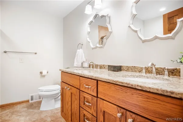 $479,888 | 4660 Oakwood Lane, Clarence, NY 14031