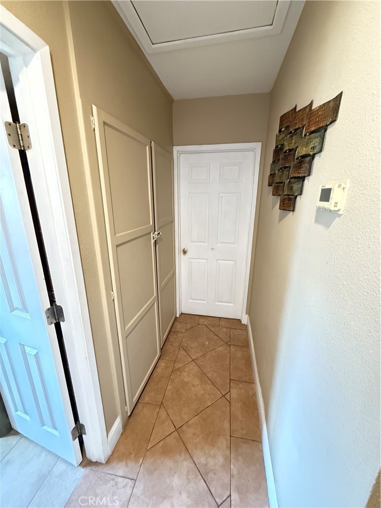 1014 North Daisy Avenue Santa Ana, CA 92703 - Photo 17 of 27