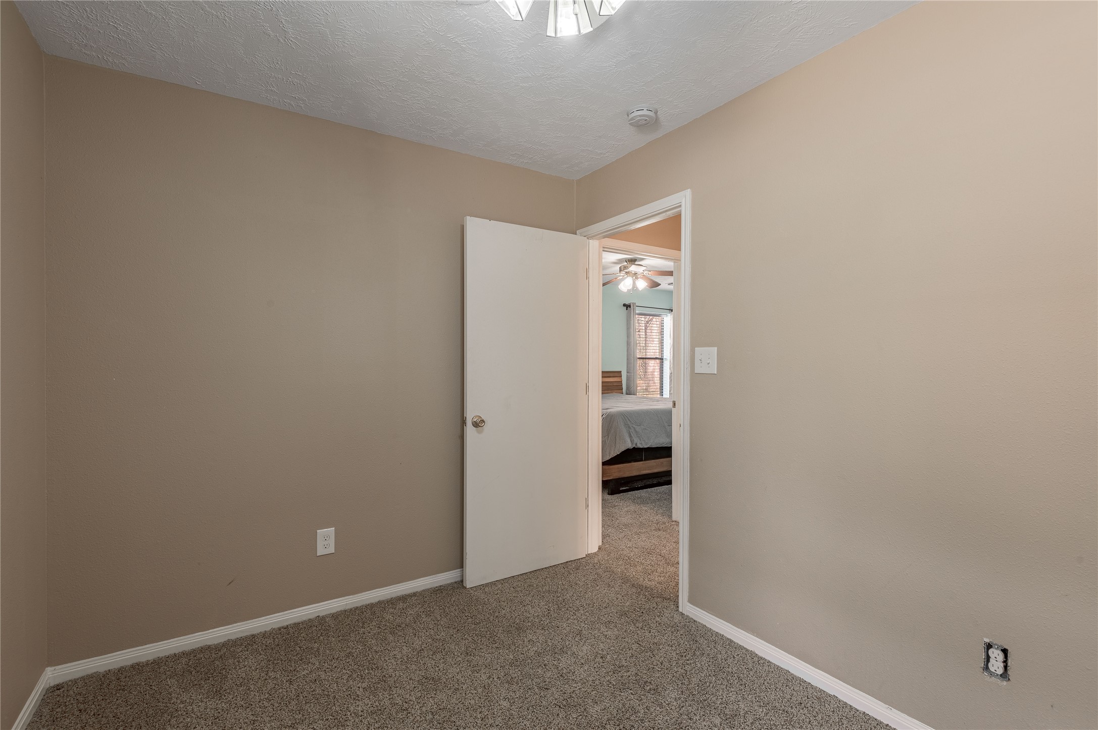 2 Brown Road Huntsville, TX 77320 - Photo 19 of 28 a view of an empty room