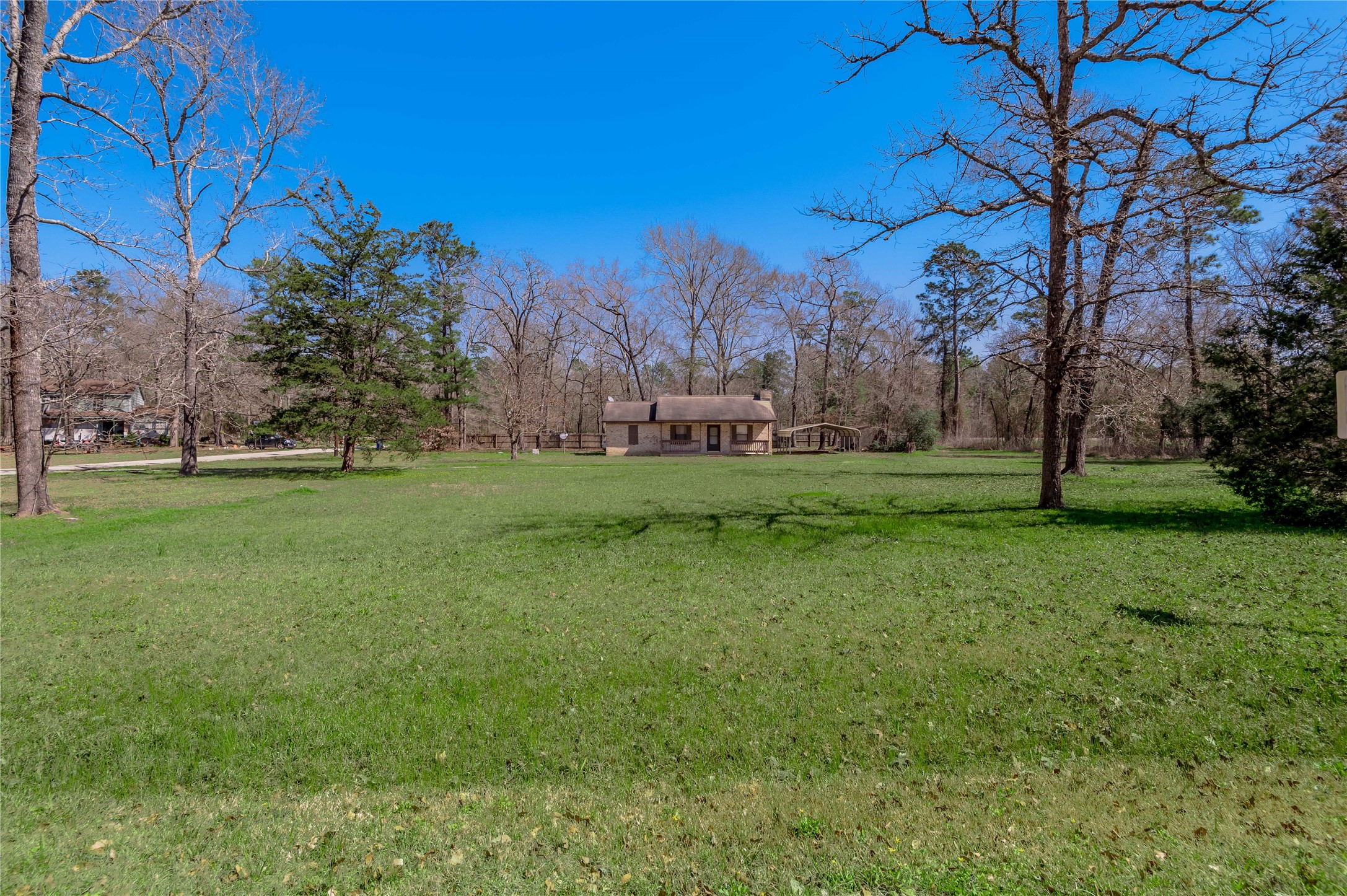 2 Brown Road Huntsville, TX 77320 - Photo 25 of 28 a view of a park with large trees