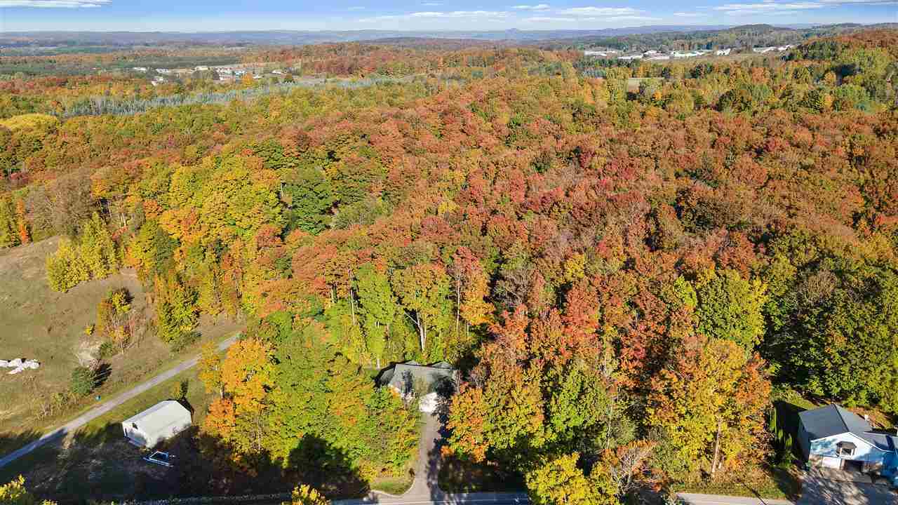 7222 Cedar Run Road Traverse City, MI 49684 - Photo 28 of 31 1894477-27.JPG