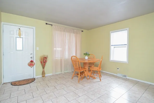 $199,900 | 517 Grove Street, Green Bay, WI 54302