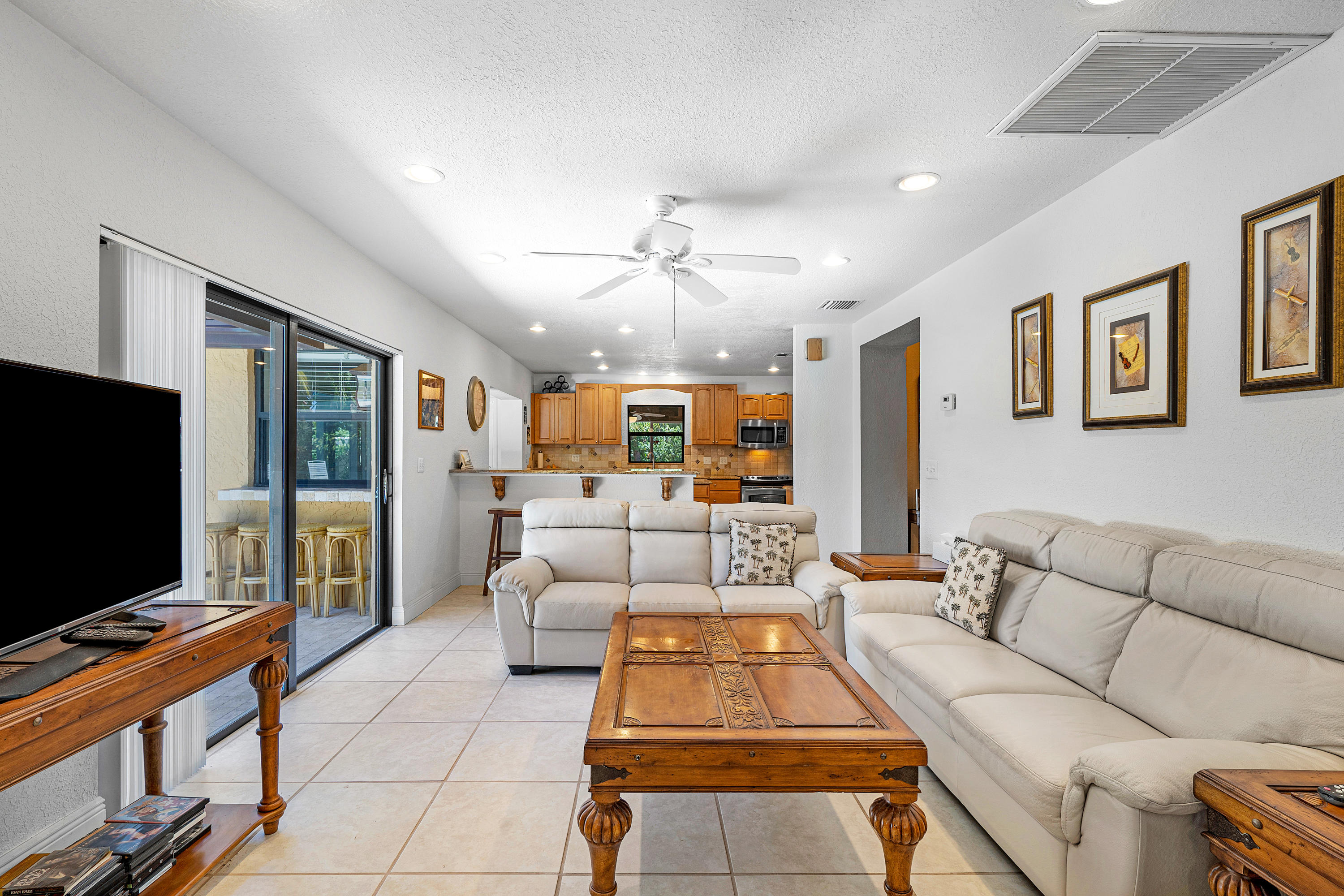 23360 Boca Chica Circle Boca Raton, FL 33433 - Photo 18 of 45 018-23360BocaChicaCir-BocaRaton-FL-full