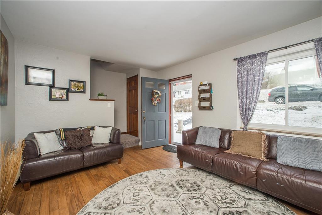 1612 Elderslee Road Pittsburgh, PA 15227 - Photo 4 of 19 Gallery Image 4