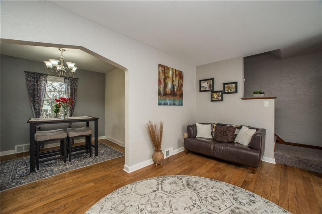 1612 Elderslee Road Pittsburgh, PA 15227 - Photo 6 of 19 Gallery Image 6
