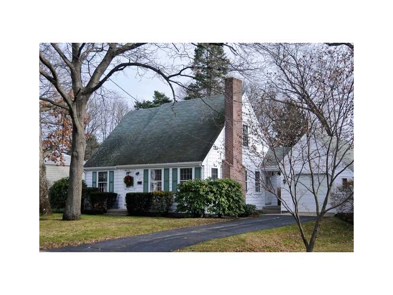 32 George Street Warwick, RI 02888 - Photo 1 of 18 Exterior Front.