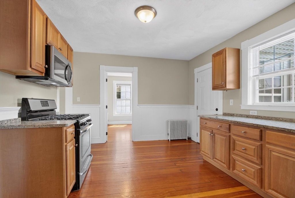 32 Arthur Street, Unit 2 Beverly, MA 01915 - Photo 26 of 36