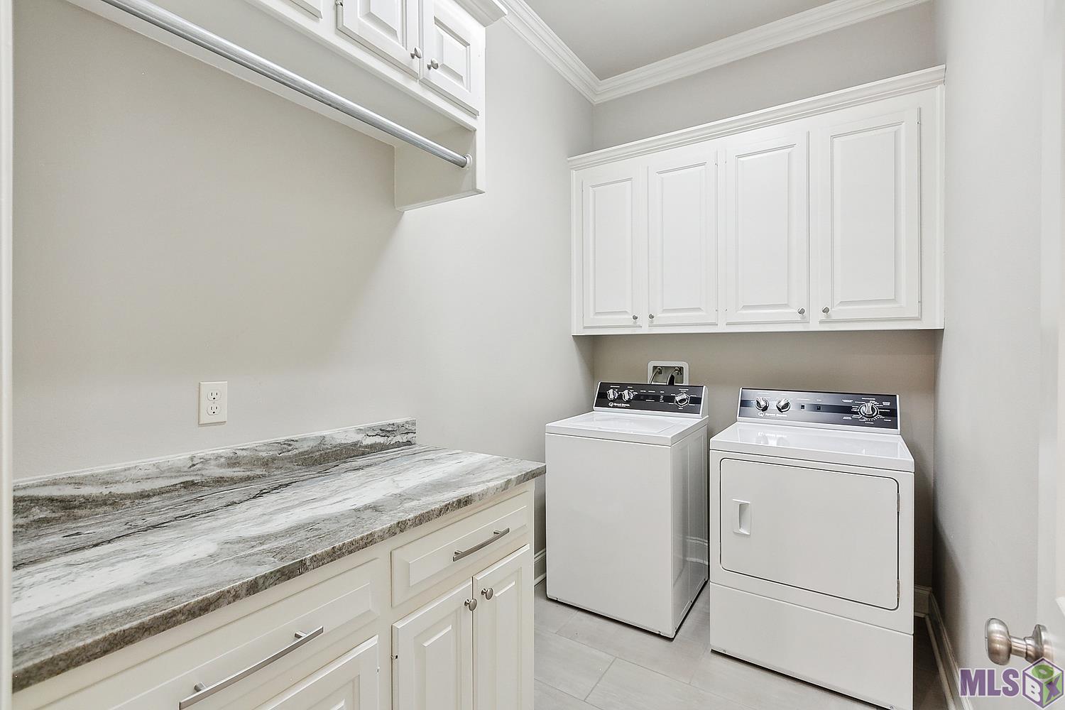 15536 Linden View Road Baton Rouge, LA 70817 - Photo 12 of 20 Laundry Area