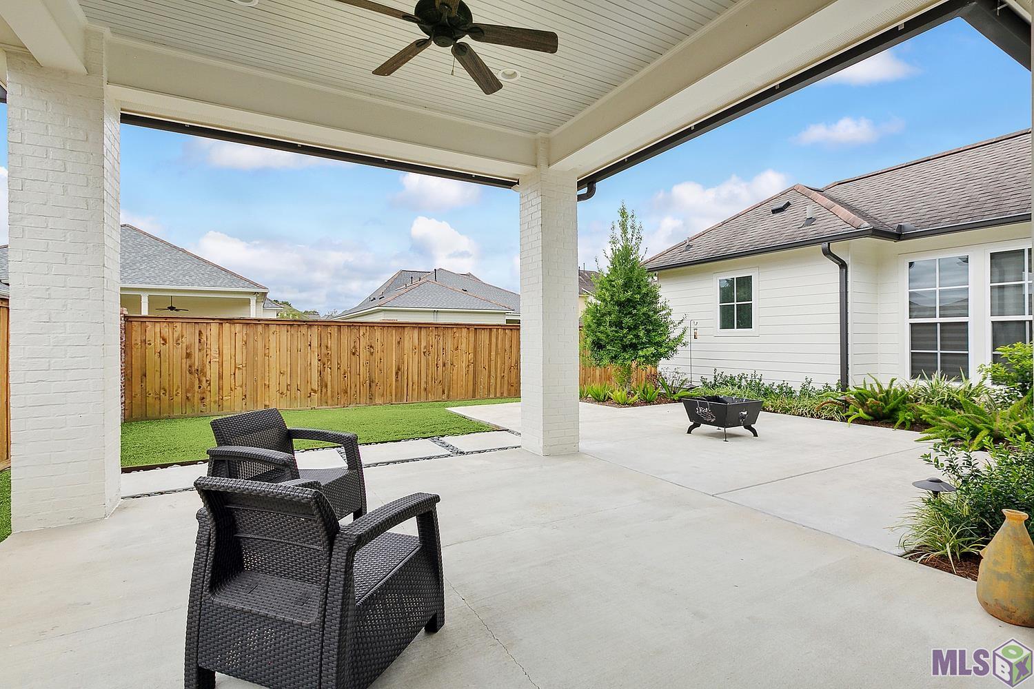 15536 Linden View Road Baton Rouge, LA 70817 - Photo 18 of 20 Sunkissed Patio