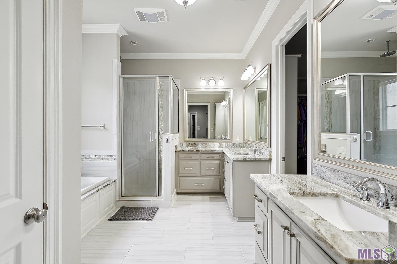 15536 Linden View Road Baton Rouge, LA 70817 - Photo 8 of 20 Tranquil Master Bathroom