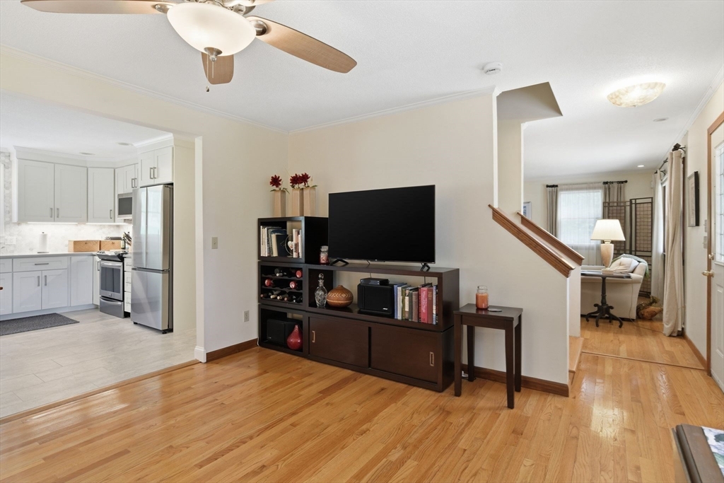 24 Merrill Road Wilbraham, MA 01095 - Photo 16 of 40