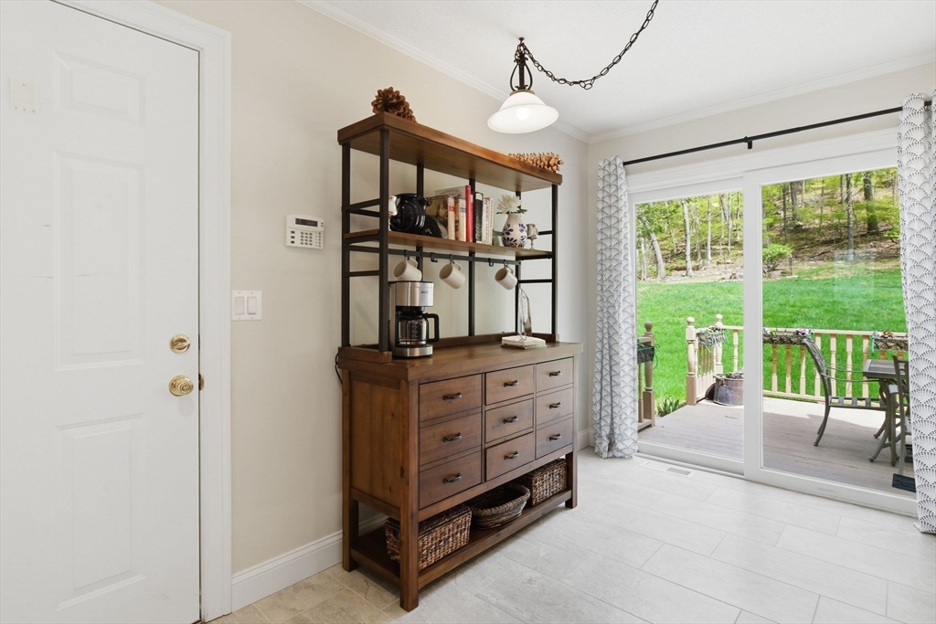 24 Merrill Road Wilbraham, MA 01095 - Photo 7 of 40